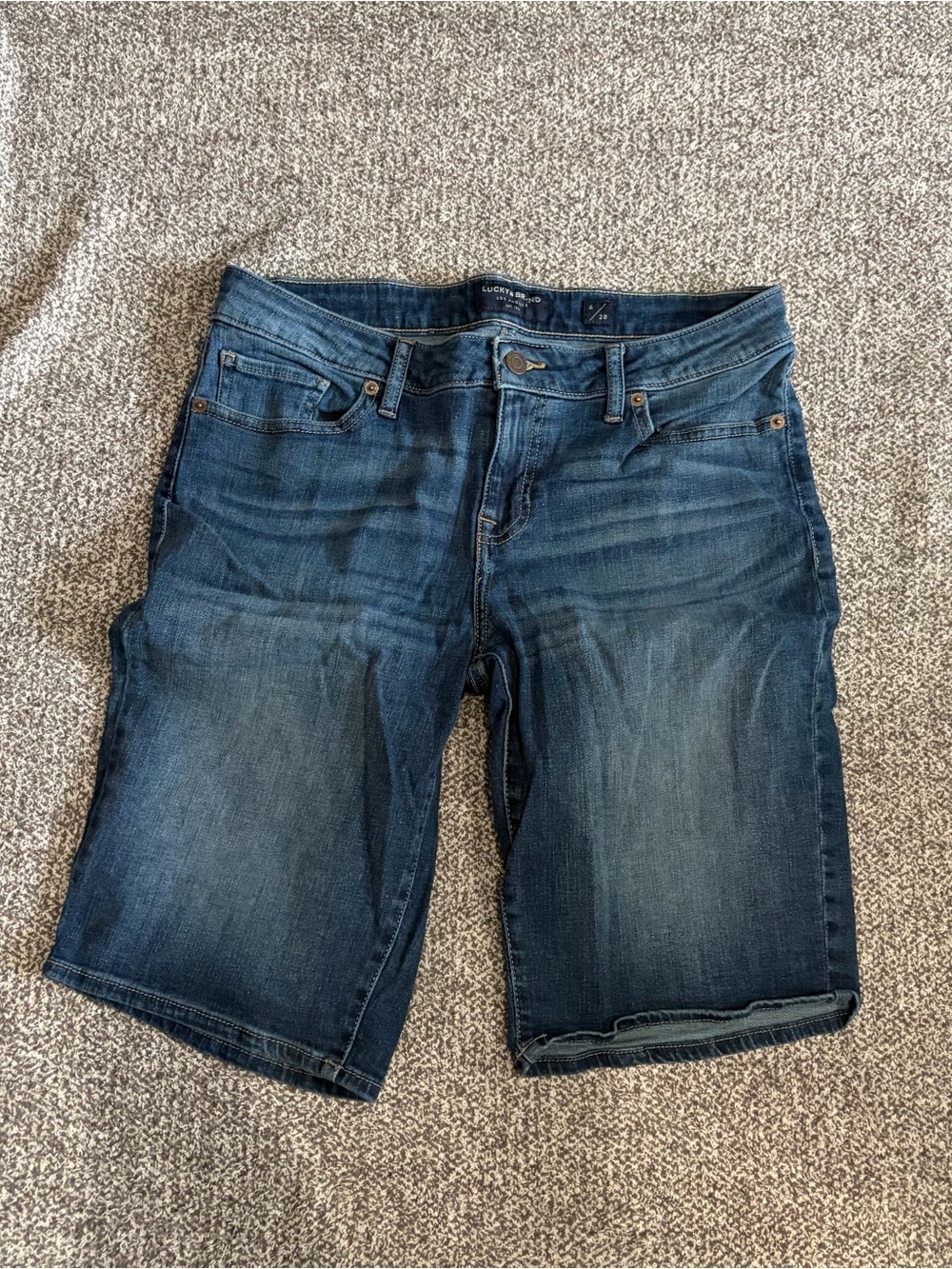 Lucky Brand Women's Indigo Denim Bermuda Shorts size 6/28